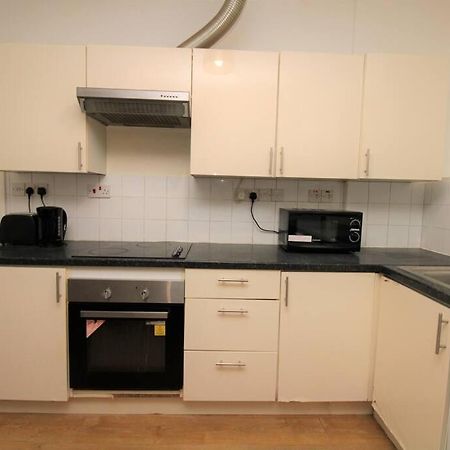 런던 Ideal 2 Bed Flat Close To City 아파트 외부 사진
